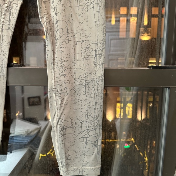 Lululemon Wunder Train - Picture 3 of 8